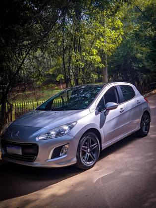 PEUGEOT 308 2.0 ALLURE 16V FLEX 4P AUTOMÁTICO
